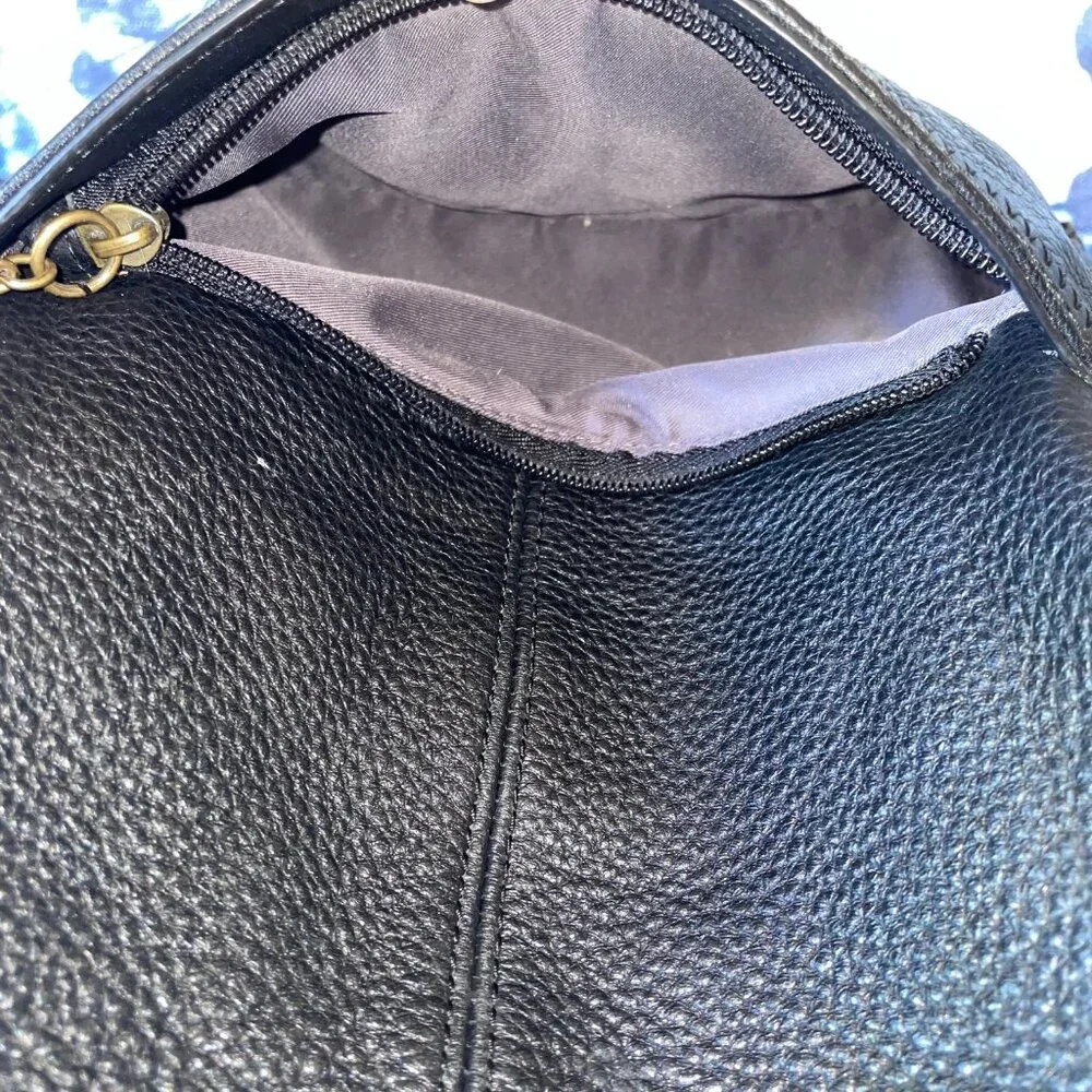 The Sak Iris / Lucia Crossbody Bag in Black Leather - Picture 6 of 14